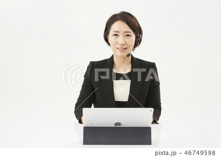 ビジネスウーマン 女性 女 46749598