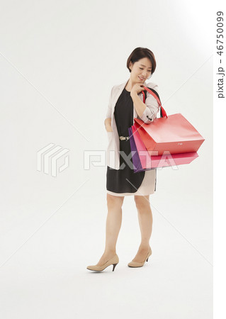 ビジネスウーマン 女性 女 46750099