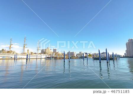 豊洲運河と明治丸 豊洲運河と明治丸 46751185