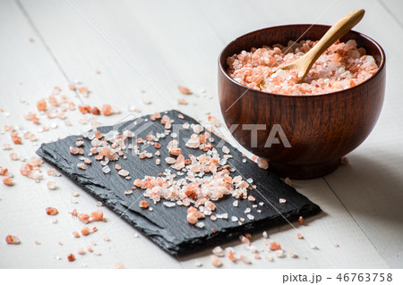 himalayan salt. healthy food himalayan salt. healthy food 46763758