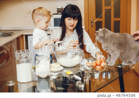 mother with son mother with son 46764506