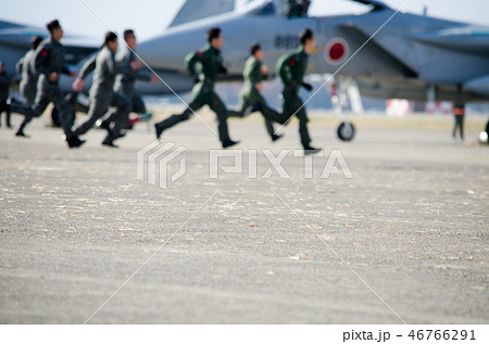 航空自衛隊 スクランブル イメージの写真素材