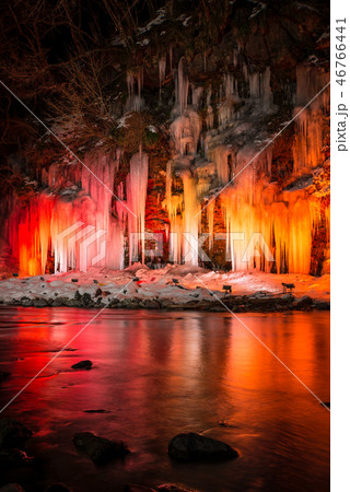 三十槌の氷柱 みそつちのつらら ライトアップ夜景 （埼玉県秩父市） 2018年2月 46766441