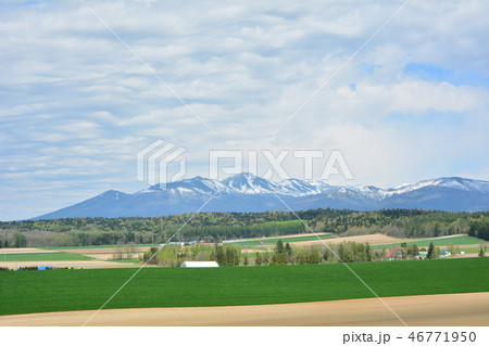 麓郷の風景　北海道・富良野市 46771950