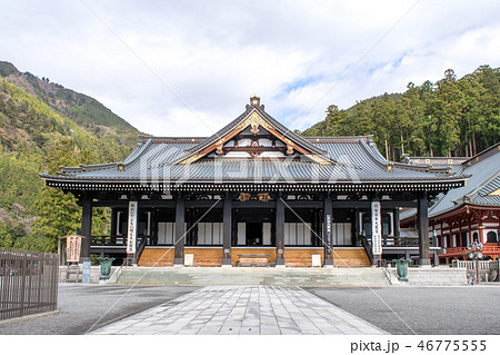 山梨県 身延山久遠寺(みのぶさんくおんじ) 本堂 山梨県 身延山久遠寺(みのぶさんくおんじ) 本堂 46775555