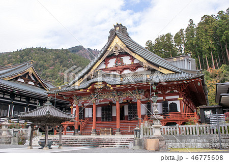 山梨県 身延山久遠寺(みのぶさんくおんじ) 棲神閣祖師堂(せいしんかくそしどう) 山梨県 身延山久遠寺(みのぶさんくおんじ) 棲神閣祖師堂(せいしんかくそしどう) 46775608