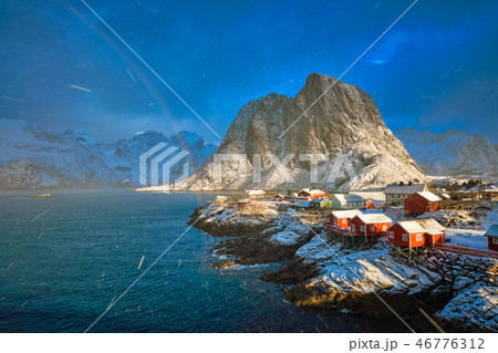 Hamnoy fishing village on Lofoten Islands, Norway Hamnoy fishing village on Lofoten Islands, Norway 46776312