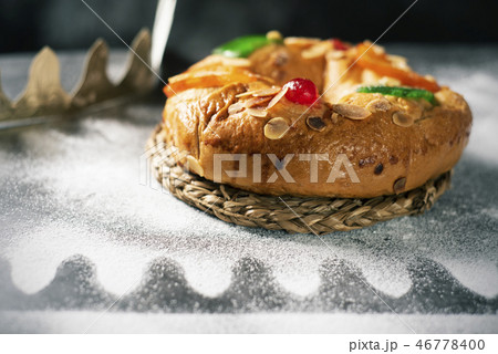 roscon de reyes, spanish three kings cake roscon de reyes, spanish three kings cake 46778400