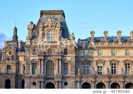 Louvre Museum facade at sunset Louvre Museum facade at sunset 46780580