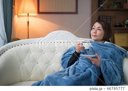 女性 女性 46795777