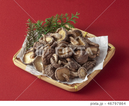干ししいたけ 46797864