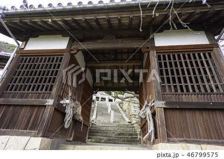 鞆の浦　古寺めぐり　医王寺　山門　仁王門 46799575