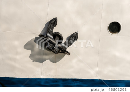 Ship prow with anchor and porthole 46801291