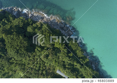 Top view landscape of Beautiful tropical sea Top view landscape of Beautiful tropical sea 46803889