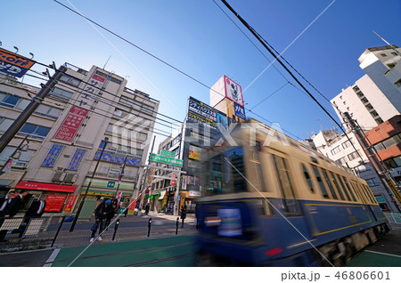 日本の東京都市景観　大塚駅前やサンモール大塚商店街など、街並みを望む 46806601
