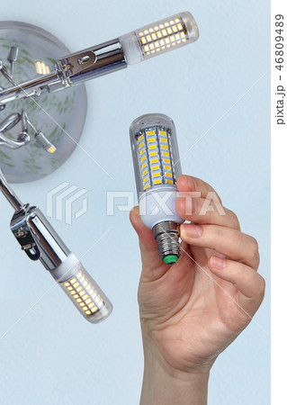 Energy-saving LED lamp of low energy consumption Energy-saving LED lamp of low energy consumption 46809489