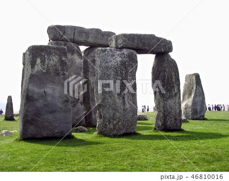 英国 ソールズベリーの古代遺跡ストーン・ヘンジ 英国 ソールズベリーの古代遺跡ストーン・ヘンジ 46810016