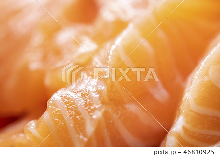美味しいサーモンの刺身 美味しいサーモンの刺身 46810925