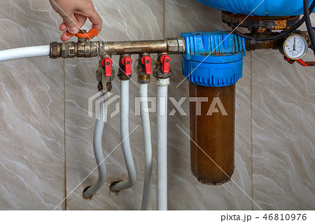 Water pump for home, hand turn off shut-off valve Water pump for home, hand turn off shut-off valve 46810976