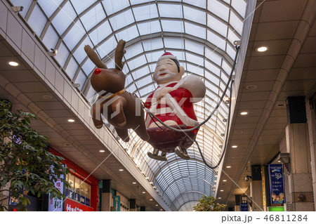 歳末のアーケード街・仙台クリスロード商店街 46811284