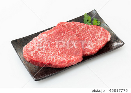 牛もも肉　ステーキ肉 46817776