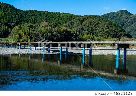 四万十川と沈下橋 46821128