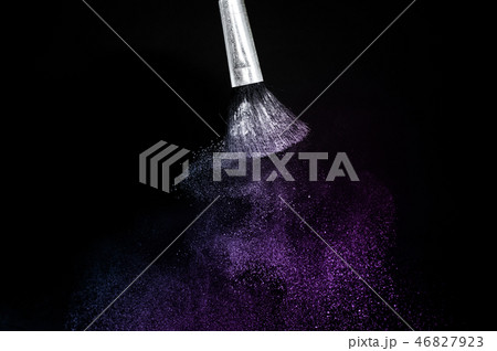 brush with purple and blue ocean cosmetic powder 46827923
