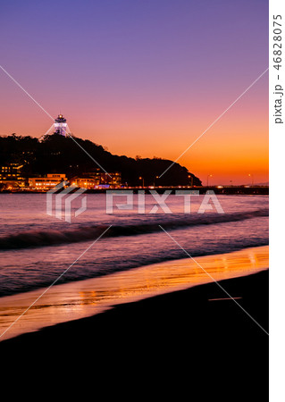 江の島の夕暮れ 江の島の夕暮れ 46828075