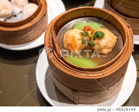 Dimsum Hagao in chinese bamboo basket traditional Dimsum Hagao in chinese bamboo basket traditional 46828149