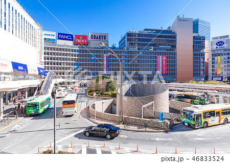 (東京都-都市風景)新宿駅西口バスターミナル３ 46833524
