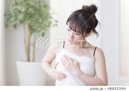 セルフチェック・女性 セルフチェック・女性 46833564