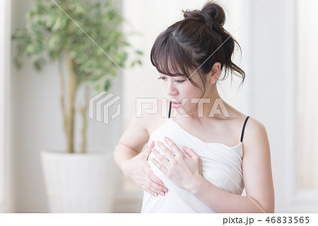 セルフチェック・女性 セルフチェック・女性 46833565