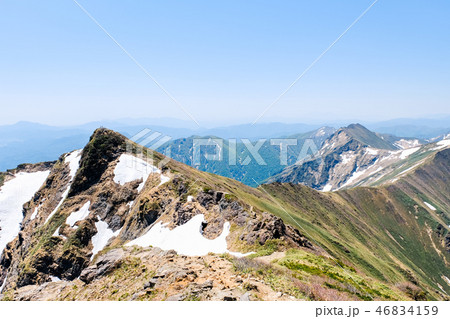 春の谷川岳登山 （オキノ耳よりトマノ耳を望む） 46834159