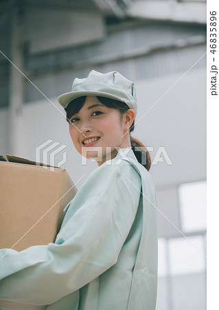 young woman 46835896