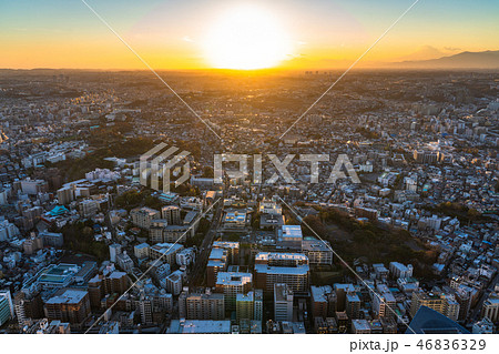 《神奈川県》横浜市・住宅街の夕景 46836329