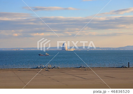 羽田空港から見た東京湾 46836520