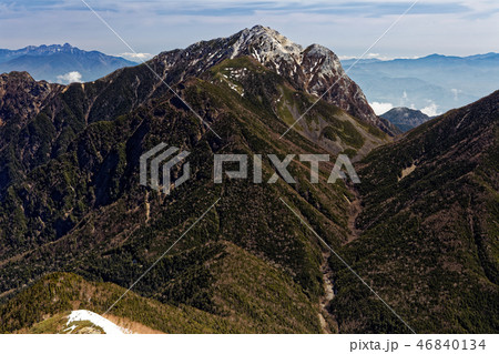 仙丈ヶ岳稜線から見る甲斐駒ヶ岳 46840134