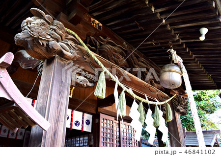 神社の木製彫刻 46841102