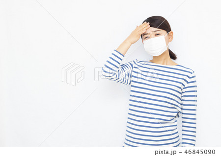 マスクの女性 マスクの女性 46845090