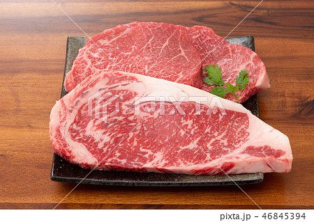 牛 もも肉 サーロイン ステーキ肉 牛 もも肉 サーロイン ステーキ肉 46845394