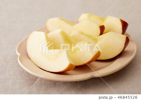 切り分けたりんご 46845526