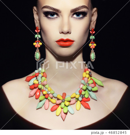Perfect lady with jewelry Perfect lady with jewelry 46852845