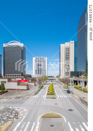幕張新都心のビル群 46861075