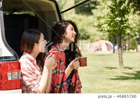 女子旅　キャンプ 46865780