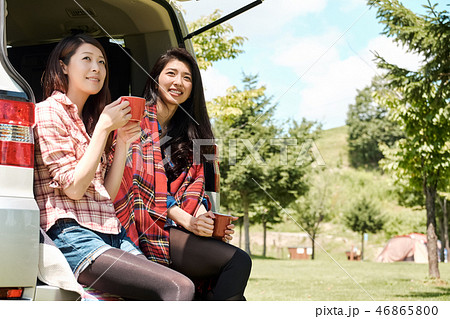 女子旅　キャンプ 46865800