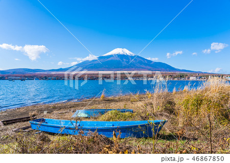 Beautiful landscape of mountain fuji around yamanakako lake Beautiful landscape of mountain fuji around yamanakako lake 46867850