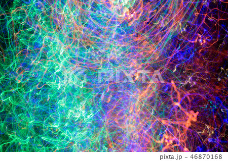 LED　ライト　電球　軌跡　イルミネーション 46870168