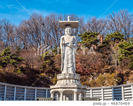 Beautiful Buddhism Statue in Bongeunsa Temple Beautiful Buddhism Statue in Bongeunsa Temple 46870469