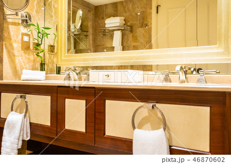 Beautiful luxury faucet and sink decoration in bathroom 46870602