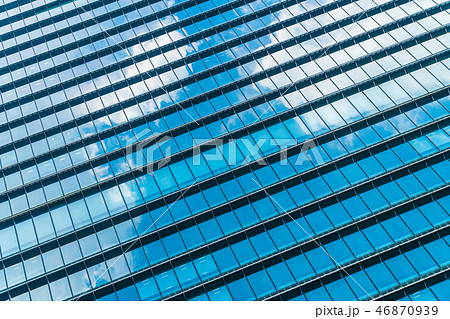 Beautiful architecture office building skyscraper with window glass pattern Beautiful architecture office building skyscraper with window glass pattern 46870939